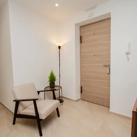 Porta Nuova & Center Guest house *